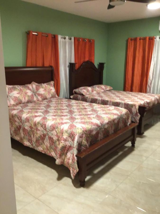 Villa Nilsa Bani Ngoại thất bức ảnh